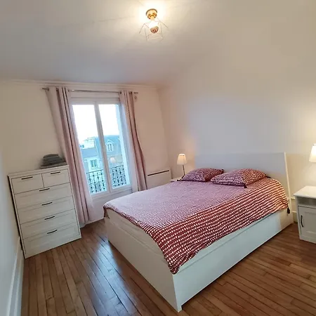 Ecrin F2 Calme 1 Min Rer A Champigny 15 Min Paris Appartement